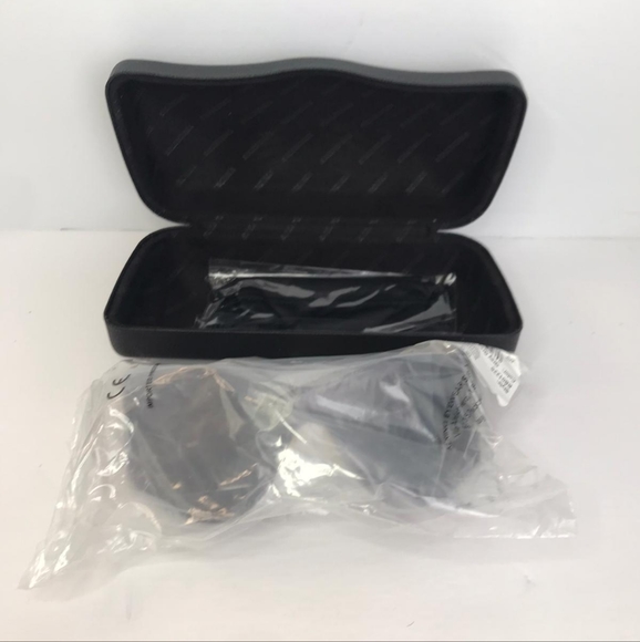 - 💯 - Authentic New BalenciagaMONO MASK SUNGLASSES | BB0122S seen on Kim - Picture 16 of 17